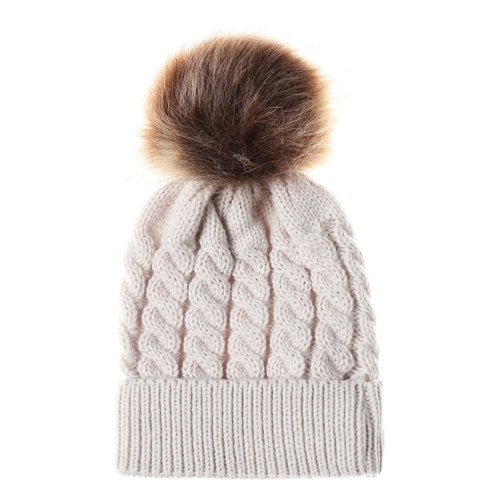 The CapSpot - Autumn and winter ball twist knit hat