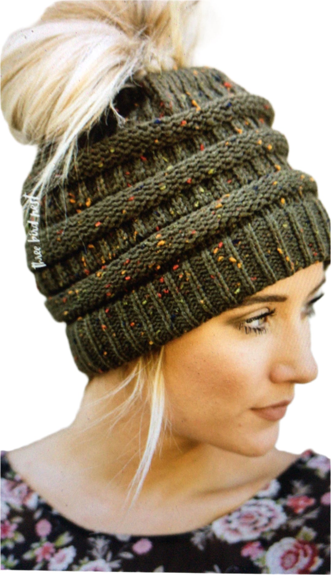 TheCapSpot - Autumn And Winter Amazon CC Stickers And Knitted Horsetail Hats