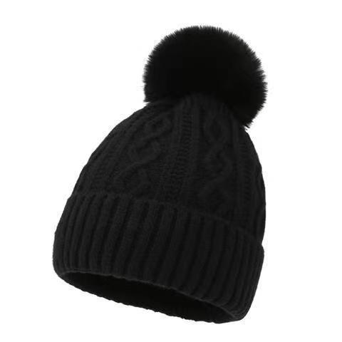 TheCapspot - Fur Ball Pullover