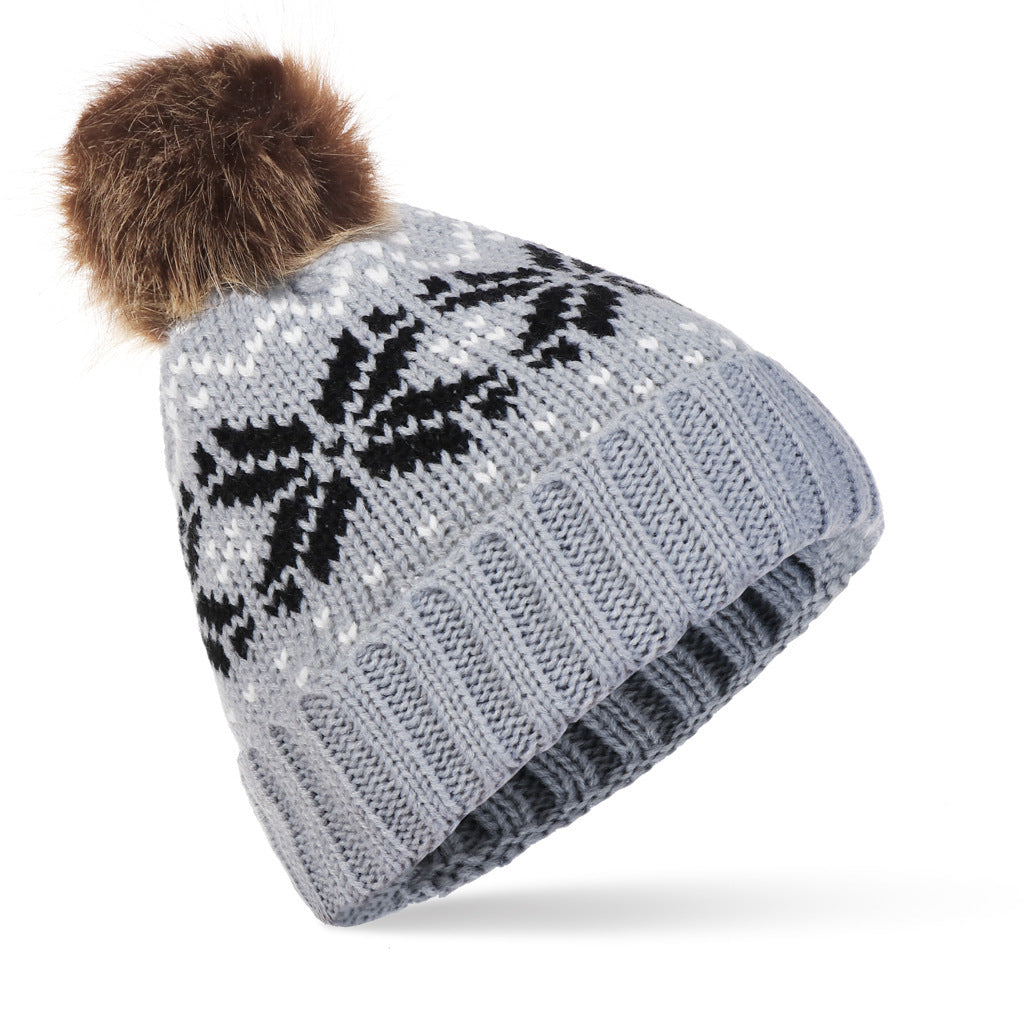 TheCapSpot - Snowflake Stocking Cap