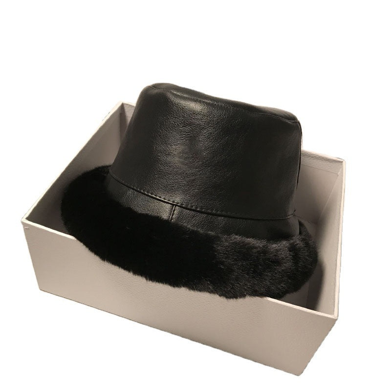TheCapSpot - Leather Plush Hat