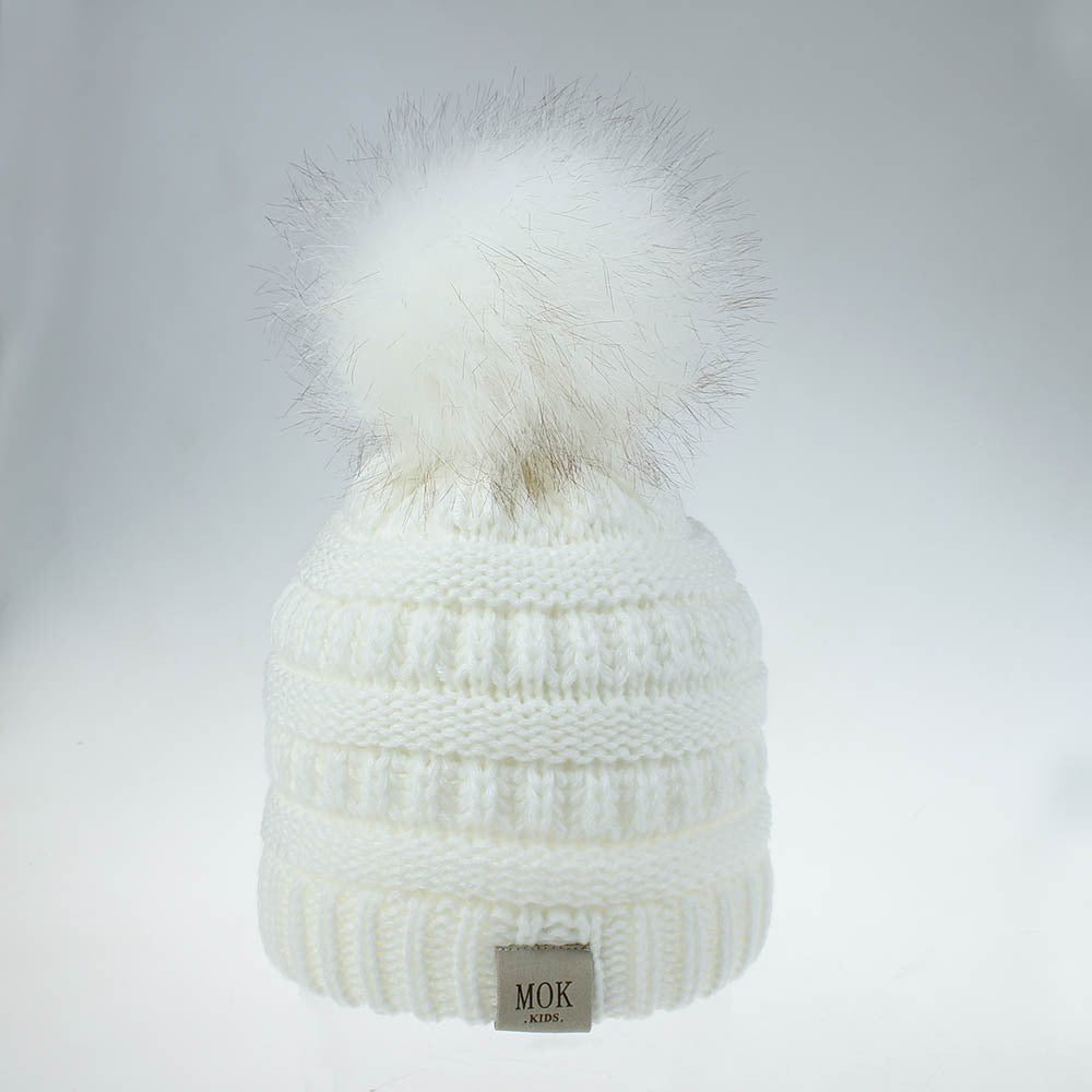 The CapSpot - Knitted Ball Wool