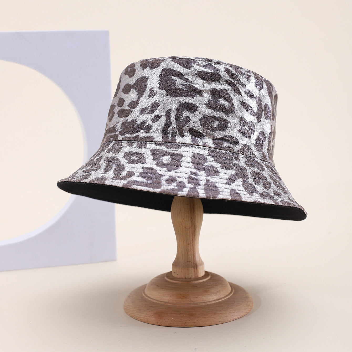 Silverstone Animal Pattern Bucket Hat
