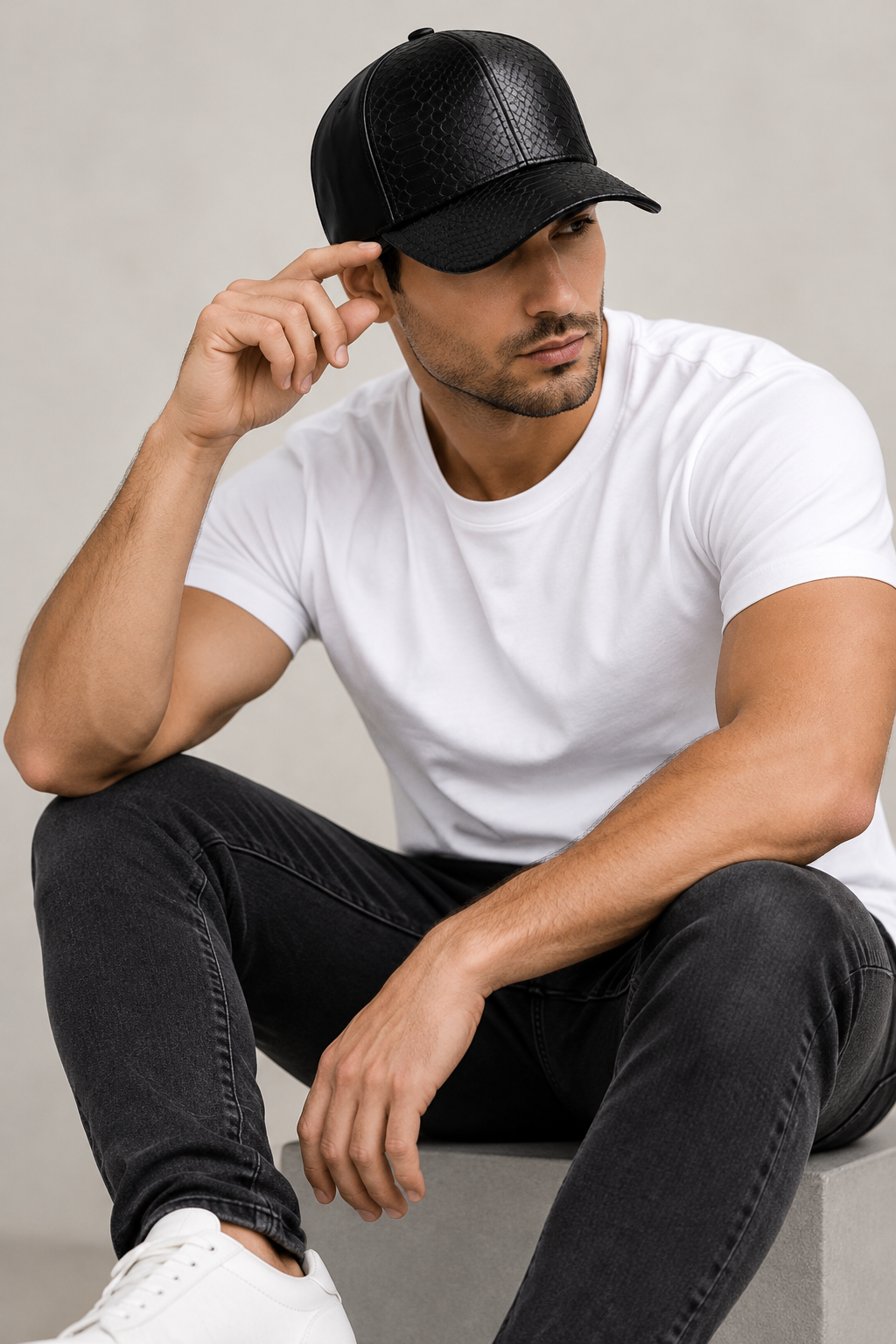 Warren High End Textured  Leather Baseball Cap