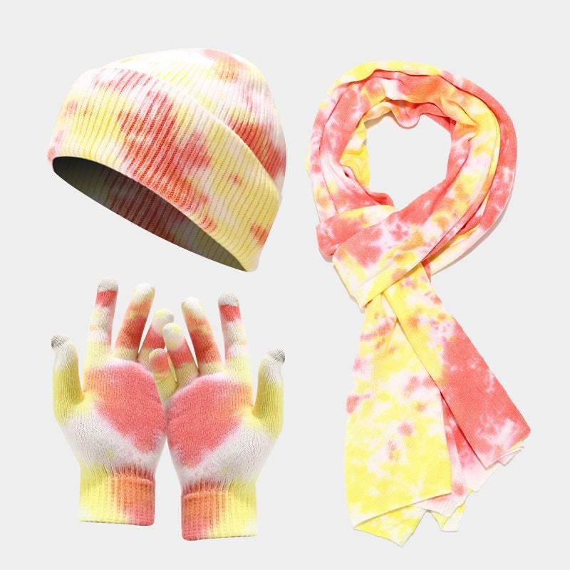 TheCapSpot - Garfield Hat Gloves Scarf Suit